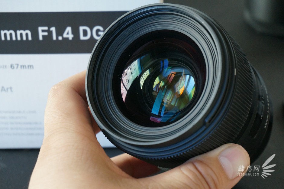 价格仅原厂一半 适马35\/1.4 DG卖场报道套图-