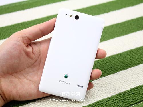 3G智能三防手机 索尼ST27i郑州售1425_阳光数