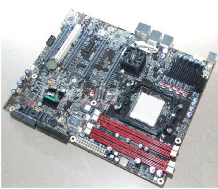 新版AMD 790FX主板亮相 南桥升级SB750 新版AMD 790FX主板亮相 南桥升级SB750