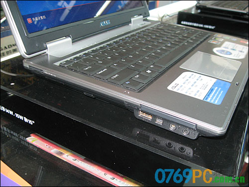 8400m独显 华硕z99双核强本仅6599元