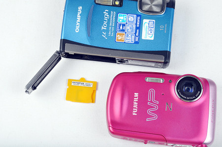 中漫步 富士Z33wp对比奥林巴斯TOUGH6000_