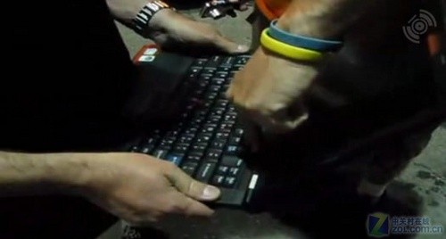 出师未捷身先死 ThinkPad T400s造虐待 出师未捷身先死 ThinkPad T400s造虐待