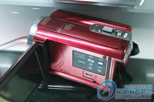 видеокамера Sony DCR-SR68E SR68 Одноместный ПЗС Не дрожания HDD + Flash двухрежимный видеокамера Sony DCR-SR68E SR68 Одноместный ПЗС Не дрожания HDD + Flash двухрежимный