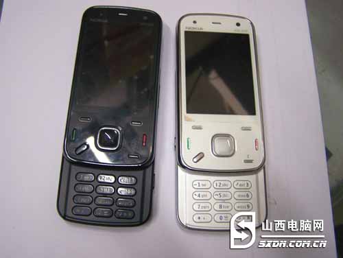 和DC相媲美 诺基亚800万拍照手机特价-诺基亚