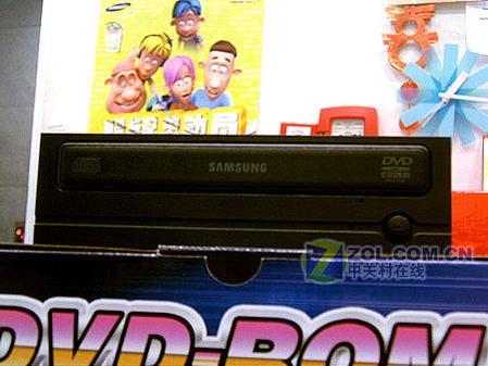 暑假轻松看片 5款超值DVD光驱任你挑 暑假轻松看片 5款超值DVD光驱任你挑
