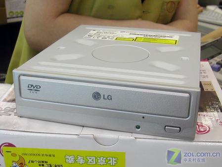 暑假轻松看片 5款超值DVD光驱任你挑 暑假轻松看片 5款超值DVD光驱任你挑
