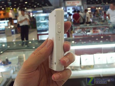 首报iriver E10上市 6GB外形胜过iPod 首报iriver E10上市 6GB外形胜过iPod