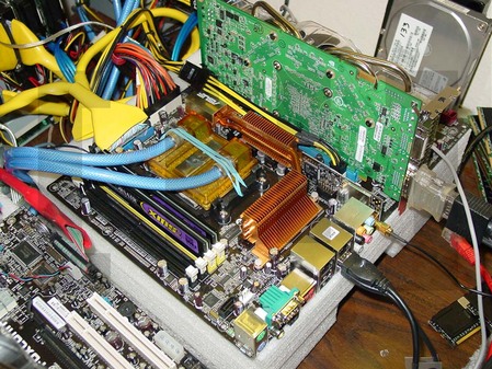 轻松上2.7GHz!AM2版X2 4200+超频测试 轻松上2.7GHz!AM2版X2 4200+超频测试