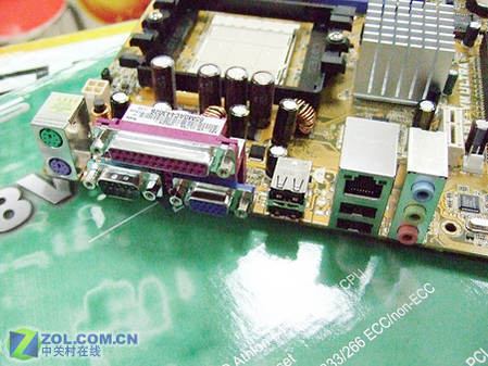 华硕A8V-VM Ultra扩展接口 华硕A8V-VM Ultra扩展接口