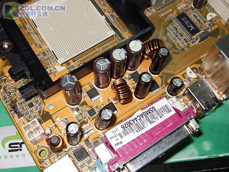 华硕A8V-VM Ultra供电模块 华硕A8V-VM Ultra供电模块