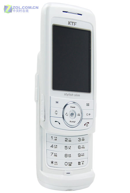 140MB大容量 泛泰K2700上市要价3500元 140MB大容量 泛泰K2700上市要价3500元