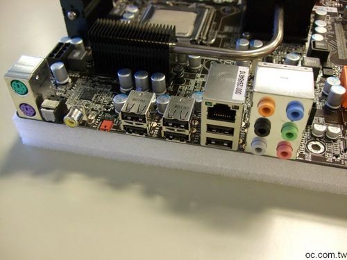 һС DFI LanParty P45Ȳ 