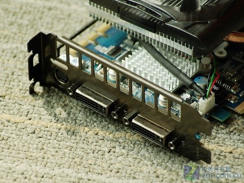 ǹѪͳ ӰǿGTX260+ 