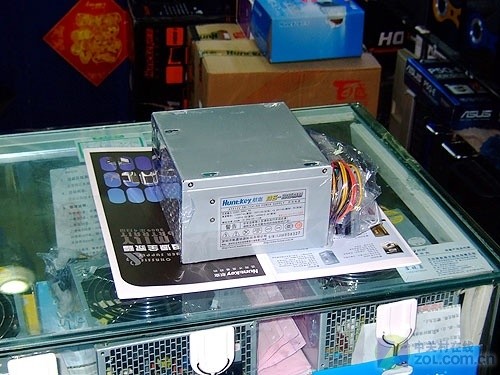 ͷСǿ BS-2688㶨GTX260 