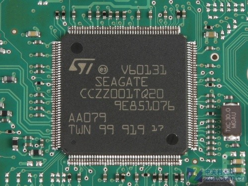  ҵ׸SATA 6Gbps/USB3.0 