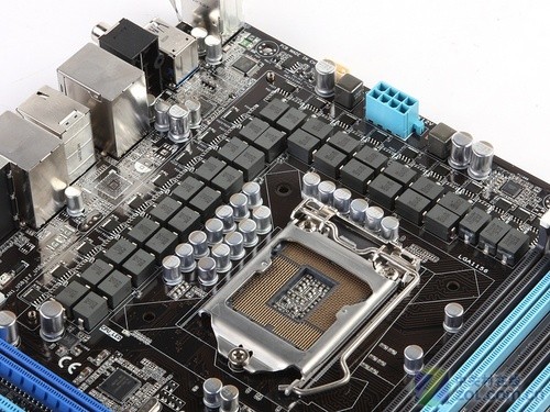  ҵ׸SATA 6Gbps/USB3.0 